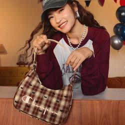 Champion 冠军品牌 女士单肩包 春夏款 通勤穿搭