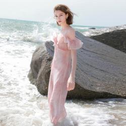 三彩 女士碎花吊带连衣裙 2026春夏度假荷叶边A字长裙