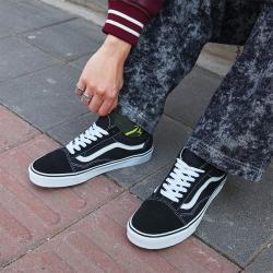 VANS OldSkool 百搭舒适低帮男女款休闲板鞋