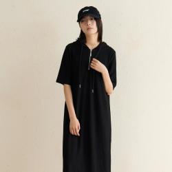 西町村屋 连衣裙女夏都市休闲气质卫衣裙坑条设计感连帽连衣裙