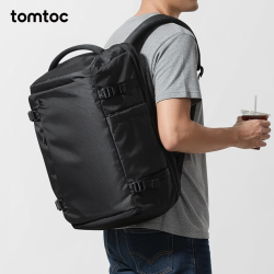 tomtoc 17.3英寸电脑仓男士双肩包