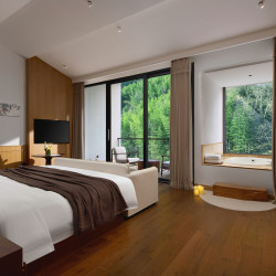 两山云隐温泉度假酒店1晚+首日免費minibar+儿童乐园畅玩+溯溪摸鱼+酒店内野钓（自带渔具）+汉服体验