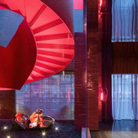 移动端：西安钟鼓楼万达颐华.琳凯诺酒店2晚+畅享首晚Minibar+尊享多款入住礼遇+享双人汉服体验一次（不含妆造）