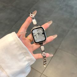 适用苹果手表表带iWatch11新款applewatch9金属超好看表链s10小香风贝壳手链SE3表带高级感女夏