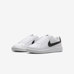 NIKE 女款休闲运动鞋