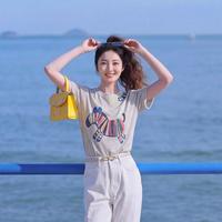 百家好 灰色圆领短袖T恤印花休闲上衣女2026夏季穿搭