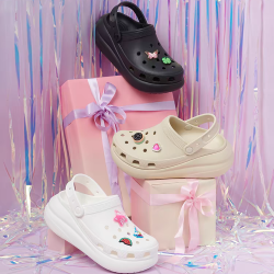 crocs 韩国直邮- CROCS 卡骆驰 泡芙沙滩洞洞鞋 207521