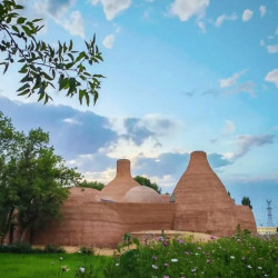 中卫常乐胜境旅居度假村1-2晚+早餐+晚餐+疗愈体验