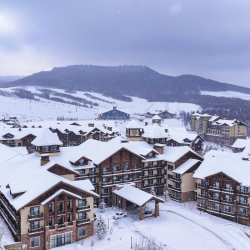 绿发文旅长白山华美胜地原乡/郝力克/松果里酒店3晚套餐