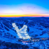 万峰通化滑雪度假区6店2晚+2大1小雪季权益