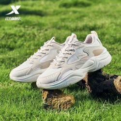 特步 女款休闲运动鞋