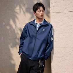 adidas 复古 夹克外套