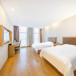 格林豪泰智选酒店（天津西青开发区梅江会展中心芦北路地铁站店）1晚