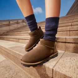 UGG 【经典款】短筒厚底雪地靴羊毛内里踩云感暖百搭女靴1166732