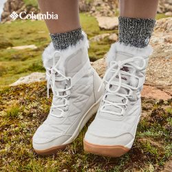 Columbia 户外女子银点防水抓地缓震中帮保暖冬靴BL0926