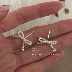 洛梵欣饰 纯手工制作串珠 珍珠蝴蝶结造型耳钉女老钱风精致小众耳饰潮 珍珠蝴蝶结一对