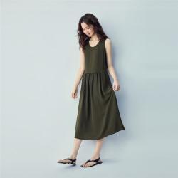 佐丹奴 2026年连衣裙夏季微皱肌理拼接碎褶圆领梭织背心连衣裙女款