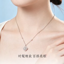 周大生 四叶草项链银女款轻奢设计高级感锁骨链七夕礼物送女友生日