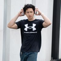 安德玛 男士短袖T恤圆领舒适透气休闲时尚潮流户外跑步健身训练运动T恤