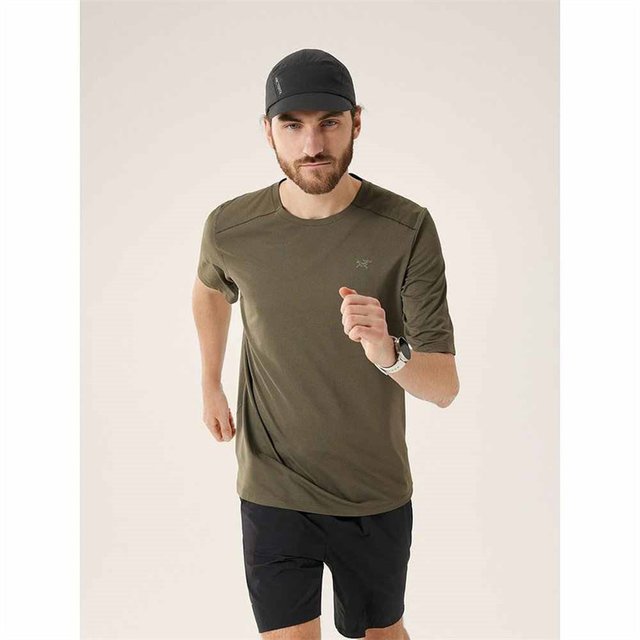 ARC'TERYX CORMAC CREW圆领短袖T恤新款男款始祖鸟速干