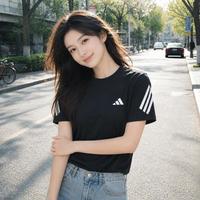 adidas 夏季透气休闲运动日常百搭女子短袖T恤