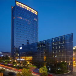 杭州富阳东方茂开元名都大酒店1晚+周末双人自助晚餐或双人正餐套餐