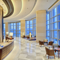 深圳盐田凯悦酒店1晚+5200平方米健身空间+专业团操体验课+双人游艇出海观光体验