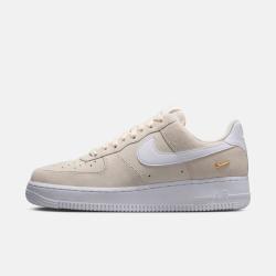 NIKE AIR FORCE 1 07 LOSE 女子低帮运动休闲鞋
