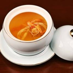 长白山人参虫草花煲乳鸽汤