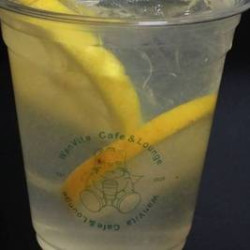 冰鲜柠檬水单人餐