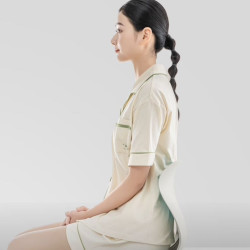 京东京造 矫姿腰靠垫  透气 人体工学护腰靠垫