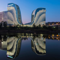 移动端:厦门海沧融信海景华邑酒店1晚+主厨招牌面套餐2份(3选2)