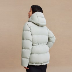波司登 新款羽绒服女短款  优乐卡其7E69