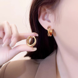 半日逅屿 金色扭纹圈圈耳环女独特设计圆脸显瘦耳圈2026耳钉耳饰高级感素圈 E6947金