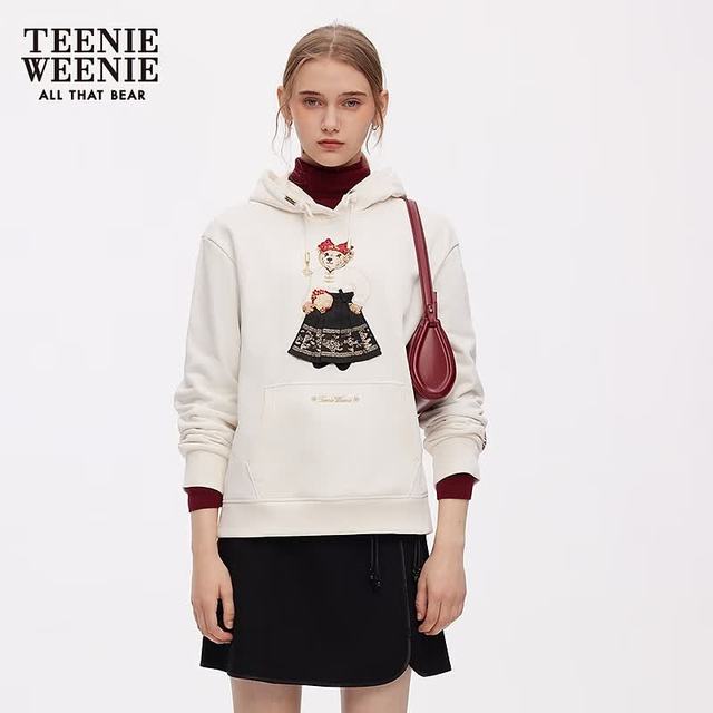 今日必买：TEENIE WEENIE 五折 Teenie Weenie×南京云锦研究所小熊秋季重工卫衣