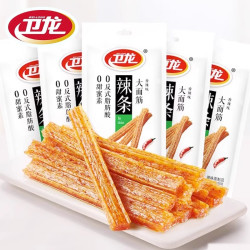 卫龙 辣条香辣大面筋袋装网红爆款大面筋解馋小零食办公室休闲小吃