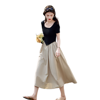 尚静 极简风拼接撞色圆领连衣裙