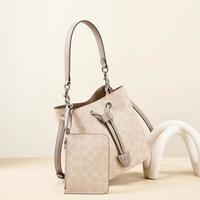 COACH 女士斜挎包