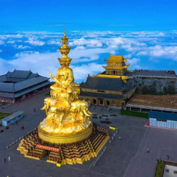 峨眉零公里·鑫和观景酒店1晚+免費机麻体验+一次性毛巾/浴巾+零公里无忧接送服务+...