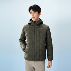 波司登 男士轻薄鹅绒短款羽绒服