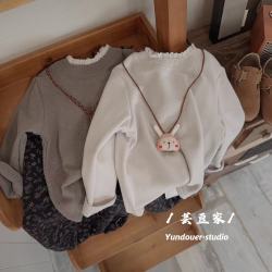 白色新款洋气儿童时尚婴儿打底衫2026宝宝时髦纯色灰色长袖上衣