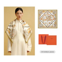 万事利 Wensli/万事利 万事利真丝丝巾女桑蚕丝围巾披肩礼盒88cm大方巾