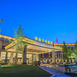 武汉联投丽笙酒店1晚+悦享俱乐部11项畅玩手卡+滴滴6折券