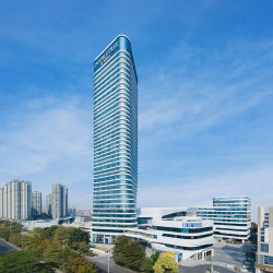 佛山南海和华希尔顿逸林酒店1晚+双人自助晚餐