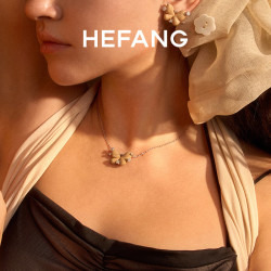 HEFANG 何方珠宝星光蝴蝶锁骨链项链高级感生日七夕情人节礼物送女友