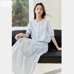 DUIBAI 2025夏装独特镂空刺绣贴袋高级感气质女式短袖圆领衬衫