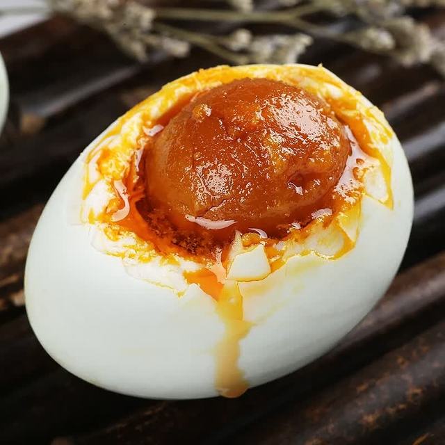 神丹 油黄咸鸭蛋家庭装 即食熟盐蛋 20枚1.16kg
