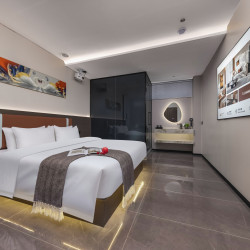 云漫·设计师影音美宿HOTEL （广州南沙东涌鱼窝头店）1晚
