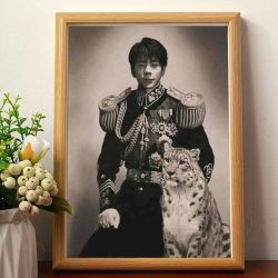 初奥 丁贞将军肖像画搞笑挂画名人装饰画芝士雪豹相框摆台挂墙竖款