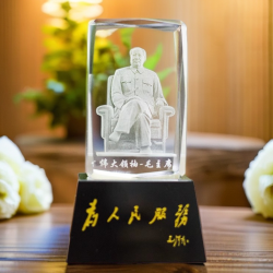 毛主像水晶摆件家居饰品现代简约办公室创意工艺品摆设礼品摆件
